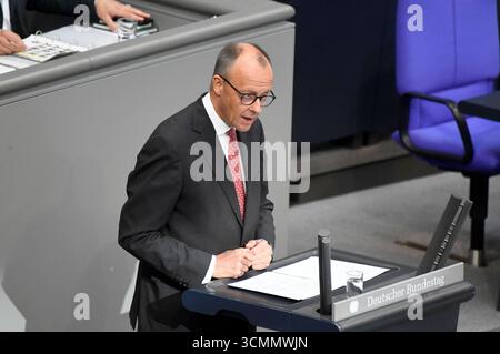 Friedrich Merz dans der 24. Sitzung des 21. Deutschen Bundestages im Reichstagsgebäude. Berlin, 17.09.2025 *** Friedrich Merz à la 24e session du 21 Bundestag allemand dans le bâtiment du Reichstag Berlin, 17 09 2025 Foto :XF.xKernx/xFuturexImagex bundestagssitzung24 5942 Banque D'Images