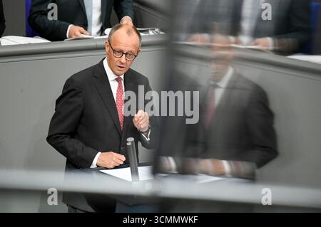 Friedrich Merz dans der 24. Sitzung des 21. Deutschen Bundestages im Reichstagsgebäude. Berlin, 17.09.2025 *** Friedrich Merz à la 24e session du 21 Bundestag allemand dans le bâtiment du Reichstag Berlin, 17 09 2025 Foto :XF.xKernx/xFuturexImagex bundestagssitzung24 5941 Banque D'Images