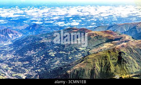 Montagnes des pyrénées françaises vues aériennes Banque D'Images