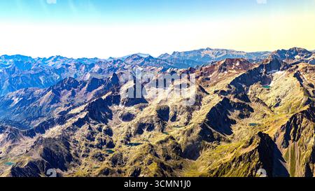 Montagnes des pyrénées françaises vues aériennes Banque D'Images