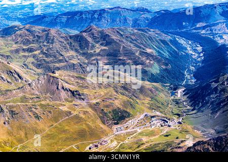 Montagnes des pyrénées françaises vues aériennes Banque D'Images
