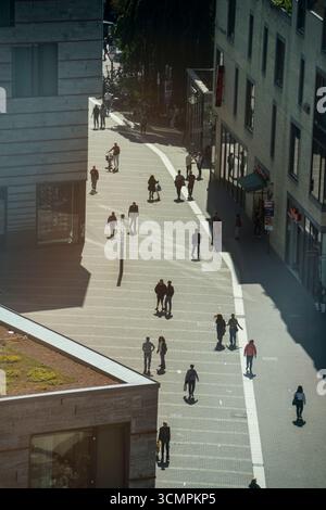 Zone piétonne, vue plongeante, Heinrich-Brüning-Strasse, Münster, Rhénanie du Nord-Westphalie, Allemagne, Europe Banque D'Images
