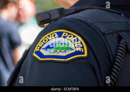 Provo, Utah, États-Unis. 15 septembre 2025. Un patch du département de police de Provo est vu sur l'uniforme d'un officier près du centre de congrès de la vallée de l'Utah à Provo, Utah, le 15 septembre 2025, lors de la DHS Career Expo. (Crédit image : © Charles-McClintock Wilson/ZUMA Press Wire) USAGE ÉDITORIAL SEULEMENT ! Non destiné à UN USAGE commercial ! Banque D'Images