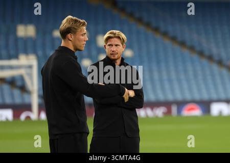 Manchester, Naples, Royaume-Uni. 17 septembre 2025. Les joueurs de Napoli marchent sur la tête de terrain de la phase de ligue de l'UEFA Champions League 2025/26 au stade Etihad le 18 septembre 2025 à Manchester, en Angleterre (crédit image : © Ciro de Luca/ZUMA Press Wire) USAGE ÉDITORIAL UNIQUEMENT ! Non destiné à UN USAGE commercial ! Banque D'Images