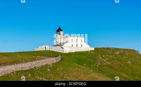 Le phare de Stoer Head a été construit sur Stoer Head Scotland par David et Thomas Stevenson en 1870 Banque D'Images
