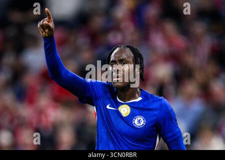 Munich, Allemagne. 17 septembre 2025. Football : Champions League, Bayern Munich - Chelsea FC, Tour préliminaire, Journée 1, Allianz Arena. Trevoh Chalobah (Chelsea) gestes. Crédit : Tom Weller/dpa/Alamy Live News Banque D'Images