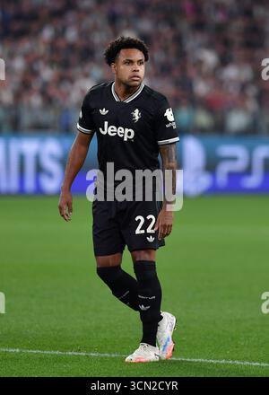 Turin, Italie. 18 septembre 2025. Weston McKennie de Juventus FC lors du match de Ligue des Champions 2025/26 entre la Juventus FC et le Borussia Dortmund au stade Allianz le 16 septembre 2025 à Turin, Italie - ph Giuliano Marchisciano crédit : Agence photo indépendante/Alamy Live News Banque D'Images