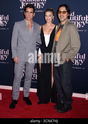 New York, États-Unis. 15 septembre 2025. Colin Farrell et Margot Robbie avec le réalisateur Kogonada lors de la première de A Big Bold Beautiful Journey au AMC Lincoln Square Theater le 15 septembre 2025 à New York. Photo par MM/ABACAPRESS.COM crédit : Abaca Press/Alamy Live News Banque D'Images