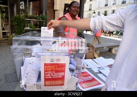 Paris, France. 19 septembre 2025. Illustration budget participatif de la mairie de Paris à Paris, France, le 19 septembre 2025. Photo par Alain Apaydin/ABACAPRESS crédit : Abaca Press/Alamy Live News Banque D'Images