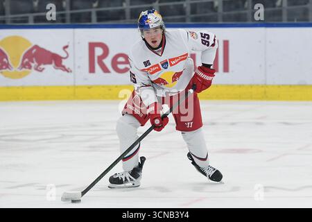 Salzbourg, Allemagne. 19 septembre 2025. Win2day ICE Hockey League 3. Runde EC Red Bull Salzburg - EC IDM Waermepumpen VSV AM 19.09.2025 in der Eisarena in Salzburg Lukas Hoerl ( Salzbourg ) Foto : Revierfoto crédit : ddp Media GmbH/Alamy Live News Banque D'Images