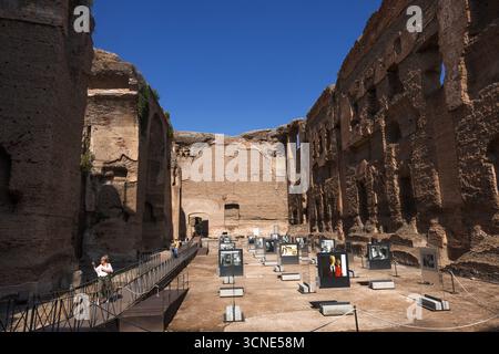 Les thermes de Caracalla à Rome étaient les deuxièmes plus grands bains publics romains. Les bains étaient comme construits entre AD212 et 217, à Rome Banque D'Images
