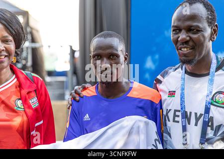 Berlin, Berlin, Allemagne. 21 septembre 2025. Le Kenya Sabastian Sawe a remporté le Marathon de Berlin le dimanche 21 septembre 2025, remportant le titre masculin lors de la 51e édition de la course. (Crédit image : © Michael Kuenne/PRESSCOV via ZUMA Press Wire) USAGE ÉDITORIAL SEULEMENT ! Non destiné à UN USAGE commercial ! Crédit : ZUMA Press, Inc/Alamy Live News Banque D'Images
