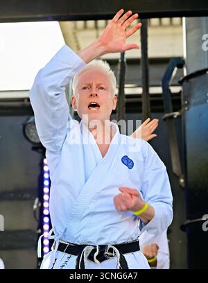 Londres, Royaume-Uni, 21 septembre 2025 : le karaté Shiranamikai au Japon Matsuri 2025 est un événement qui réunit la culture japonaise à travers des spectacles, de la nourriture et de l'artisanat à Trafalgar Square, Londres, Royaume-Uni. (Photo de 李世惠/See Li/Picture Capital) Banque D'Images
