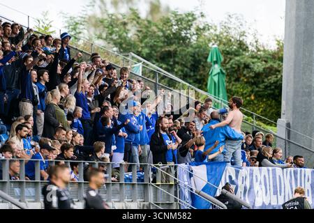 Lyngby, Danemark. 21 septembre 2025. Les fans de football de Lyngby BK vus sur les gradins lors du match de Betinia Liga entre Lyngby BK et HB Koege au Lyngby Stadion à Lyngby. Crédit : Gonzales photo/Alamy Live News Banque D'Images