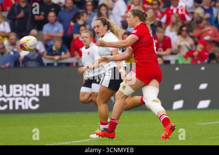 Salford, Angleterre, 30 août 2025. Sophie de Goede joue pour le Canada contre le pays de Galles dans la Coupe du monde de rugby féminin au Salford Community Stadium, Manchester. Crédit : Colin Edwards Banque D'Images