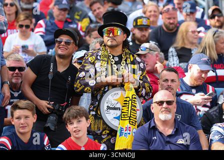 Foxborough, ma, États-Unis. 21 septembre 2025. MA, États-Unis ; Un fan des Pittsburgh Steelers pendant le match NFL entre les Pittsburgh Steelers et les New England Patriots au Gillette Stadium à Foxborough, Massachusetts. Crédit : csm/Alamy Live News Banque D'Images