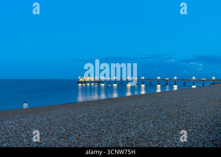 Le quai de Deal, Kent, Angleterre la nuit Banque D'Images