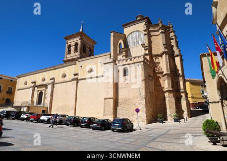 Chinchilla de Montearagon, Albacete, Castille la Manche, Espagne- 13 septembre 2025 : église Santa Maria del Salvador à Chinchilla de Montearagon Banque D'Images