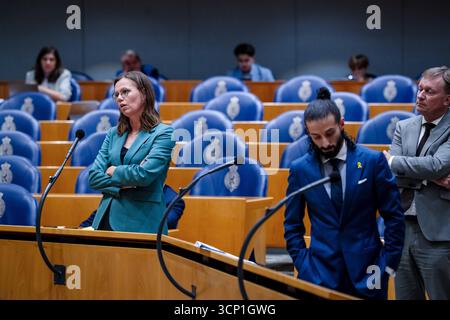 LA HAYE - Mirjam Bikker (Union chrétienne), Diederik van Dijk (SGP) et Ulysse Ellian (VVD) lors d'un débat à la Chambre des représentants sur le paquet de mesures de lutte contre l'antisémitisme. ANP LINA SELG netherlands Out - belgique Out Credit : ANP/Alamy Live News Banque D'Images
