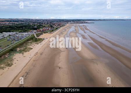 Vue aérienne de Bridlington South Beach (en regardant vers le nord), East Riding of Yorkshire, UK. Banque D'Images