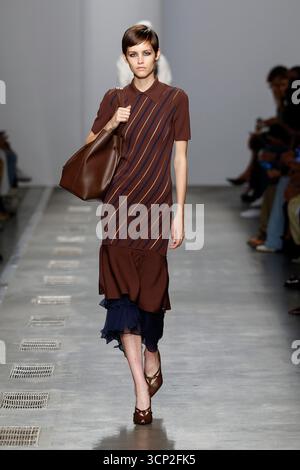 Milan, Italien. 23 septembre 2025. Défilé ICEBERG printemps-été 2026 pendant la Fashion week de Milan le 2025 septembre - Milan, Italie, 23/09/2025 crédit : dpa/Alamy Live News Banque D'Images
