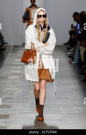 Milan, Italien. 23 septembre 2025. Défilé ICEBERG printemps-été 2026 pendant la Fashion week de Milan le 2025 septembre - Milan, Italie, 23/09/2025 crédit : dpa/Alamy Live News Banque D'Images