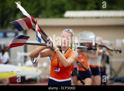 SHANGHAI - Tinka Offereins lors d'une séance d'entraînement le quatrième jour des Championnats du monde d'aviron à Shanghai, en Chine. ANP Iris van den Broek crédit : ANP/Alamy Live News Banque D'Images