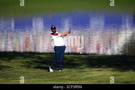 Photo du dossier datée du 30-09-2023 de Shane Lowry, du Team Europe, qui a glissé des places automatiques tard, mais la place du champion de l'Open 2019 n'a jamais été mise en doute. Date d'émission : mercredi 24 septembre 2025. Banque D'Images