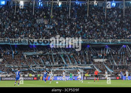 Buenos Aires, Argentine. 23 septembre 2025. BUENOS AIRES, ARGENTINE - 23 SEPTEMBRE : vue générale du match CONMEBOL Copa Libertadores 2025 entre Racing Club et Velez Sarsfield à l'Estadio Presidente Perón le 23 septembre 2025 à Buenos Aires, Argentine. (Photo de Marco Buenavista/Sports Press photo) crédit : SPP Sport Press photo. /Alamy Live News Banque D'Images