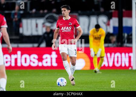 Alkmaar, pays-Bas. 24 septembre 2025. ALKMAAR, PAYS-BAS - 24 SEPTEMBRE : Alexandre pénétra de l'AZ Alkmaar dribble lors du match néerlandais Eredivisie entre l'AZ Alkmaar et PEC Zwolle au stade AFAS le 24 septembre 2025 à Alkmaar, pays-Bas. (Photo de Ed van de Pol/Orange Pictures) crédit : Orange pics BV/Alamy Live News Banque D'Images