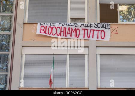 Rome, Italie. 24 septembre 2025. **PAS DE WEB ET DE JOURNAUX SEULEMENT POUR L'ITALIE** Institut Rossellini occupé. Crédit : Agence photo indépendante/Alamy Live News Banque D'Images