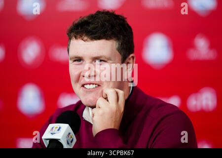 Robert MacIntyre de Team Europe lors d’une conférence de presse au Bethpage Black course, Farmingdale, New York, en prévision de la 45e Ryder Cup qui débutera demain. Date de la photo : jeudi 25 septembre 2025. Banque D'Images