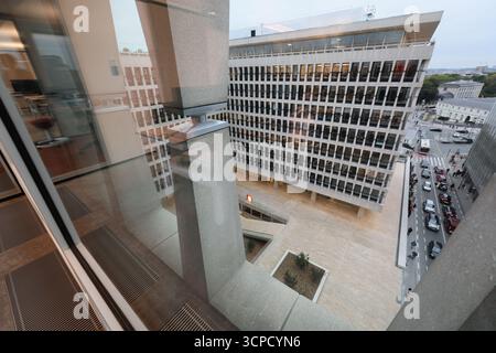 Bruxelles, Belgique. 25 septembre 2025. Cette image montre l'intérieur de l'inauguration du bâtiment Marnix, siège récemment rénové de la banque ING Belgique à Bruxelles, jeudi 25 septembre 2025. BELGA PHOTO BENOIT DOPPAGNE crédit : Belga News Agency/Alamy Live News Banque D'Images