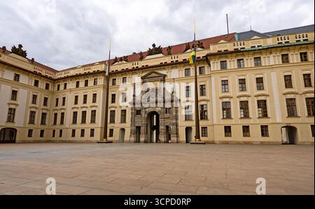 Matthias porte du Nouveau Palais Royal dans le Château de Prague Banque D'Images