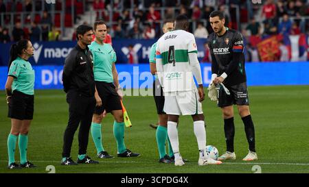 Pampelune, Espagne. 25 septembre 2025. Sport. Football/Soccer.Football match de la Liga EA Sports entre CA Osasuna et Elche CF joué au stade El Sadar à Pampelune (Espagne) le 25 septembre 2025. Crédit : Inigo Alzugaray/cordon Press crédit : CORDON PRESS/Alamy Live News Banque D'Images