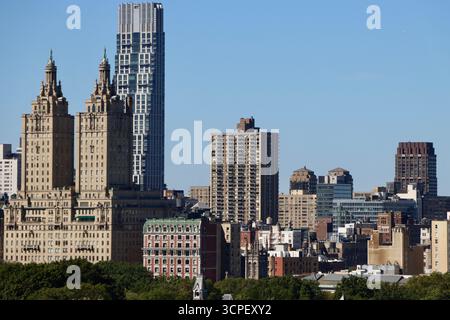 Kenilworth Apartments and the San Remo on Central Park West, Manhattan, New York, septembre 2025 Banque D'Images