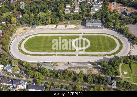 Vue aérienne, ancienne piste de trot Dinslaken avec travaux de démolition et chantier de construction pour un nouveau quartier résidentiel, Baerenkampallee, Dinslaken, Ru Banque D'Images