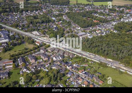Vue aérienne, gare principale de Voerde, chantier pont Steinstrasse, chantier métro piétonnier chantier et pont Bahnhofstrasse, prolongement du t Banque D'Images