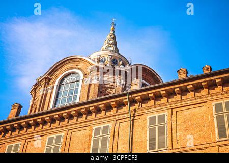 Chapelle du Saint Suaire à Turin, Italie, chef-d'œuvre renommé de l'architecture baroque situé dans le complexe des musées royaux de Turin Banque D'Images