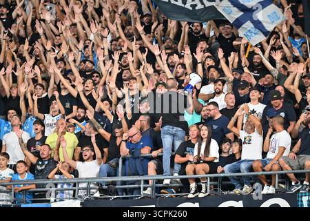 Naples, Italie. 22 septembre 2025. Italie, 29 mars 2024 : fans pendant le championnat italien Serie A 2025-2026 match de football entre Naples et Pise au stade de Maradona, Italie (Felice de Martino/SPP) crédit : SPP Sport photo de presse. /Alamy Live News Banque D'Images