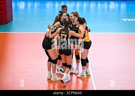 Oristano, Italie. 26 septembre 2025. Troisième place finale - Vakifbank Istanbul vs Panionios Atene, match test de volleyball à Oristano, Italie, septembre 26 2025 crédit : Agence photo indépendante/Alamy Live News Banque D'Images