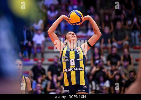 Oristano, Italie. 26 septembre 2025. Troisième place finale - Vakifbank Istanbul vs Panionios Atene, match test de volleyball à Oristano, Italie, septembre 26 2025 crédit : Agence photo indépendante/Alamy Live News Banque D'Images