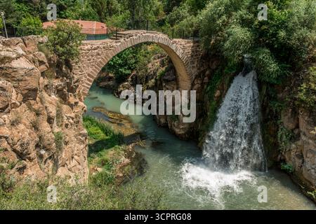 Le pont de Clandras est un ancien pont en Turquie Banque D'Images