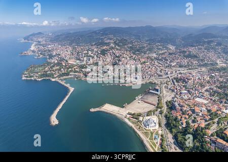 Turquie, côte de la mer noire, vue aérienne province de zonguldak. Banque D'Images