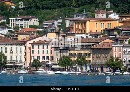 Front de mer, Salo, lac de Garde, Brescia, Italie Banque D'Images