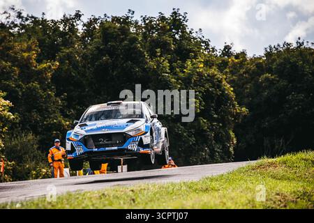 02 CAMILLI Eric, DE LA HAYE Thibault, Hyundai i20N Rally2, compétition 2C, action lors du Rallye coeur de France 2025, 7ème manche du Championnat de France des Rallyes 2025, du 27 au 28 septembre 2025 à Vendôme, France - photo Damien Saulnier/DPPI crédit : DPPI Media/Alamy Live News Banque D'Images