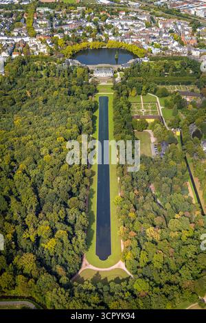 Luftbild, Schloss Benrath mit Schlosspark und Schlossweiher, Benrath, Düsseldorf, Ruhrgebiet, Rhénanie-du-Nord-Westphalie, Deutschland ACHTUNGxMINDESTHONORARx60xEURO *** vue aérienne, château de Benrath avec parc du château et étang du château, Benrath, Düsseldorf, région de la Ruhr, Rhénanie du Nord-Westphalie, Allemagne ATTENTIONxMINDESTHONORARx60xEURO Banque D'Images