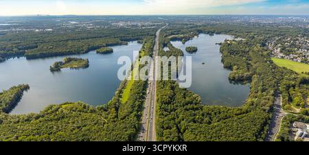 Luftbild, Elbsee mit Elbsee-Insel und Unterbacher See mit Sonneninsel, Autobahn A46, Unterbach, Düsseldorf, Ruhrgebiet, Nordrhein-Westfalen, Deutschland ACHTUNGxMINDESTHONORARx60xEURO *** vue aérienne, Elbsee avec Elbsee Island et Unterbacher See avec Sonneninsel, Autobahn A46, Unterbach, Düsseldorf, Ruhrgebiet, Nordrhein Westfalen, Allemagne ACHTUNGxMINDESTHONORARx60xEURO Banque D'Images