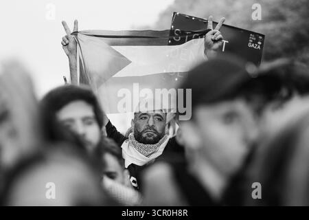 Friedendemonstration für Gaza unter dem devise tous les yeux sur Gaza Stoppt den Genozid *** manifestation de paix pour Gaza sous le slogan tous les yeux sur Gaza arrêtez le génocide Banque D'Images