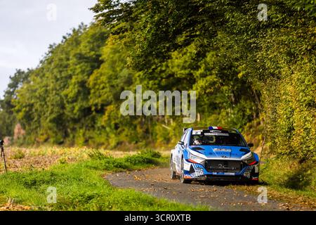 02 CAMILLI Eric, DE LA HAYE Thibault, Hyundai i20N Rally2, compétition 2C, action lors du Rallye coeur de France 2025, 7ème manche du Championnat de France des Rallyes 2025, du 27 au 28 septembre 2025 à Vendôme, France - photo Bastien Roux/DPPI crédit : DPPI Media/Alamy Live News Banque D'Images